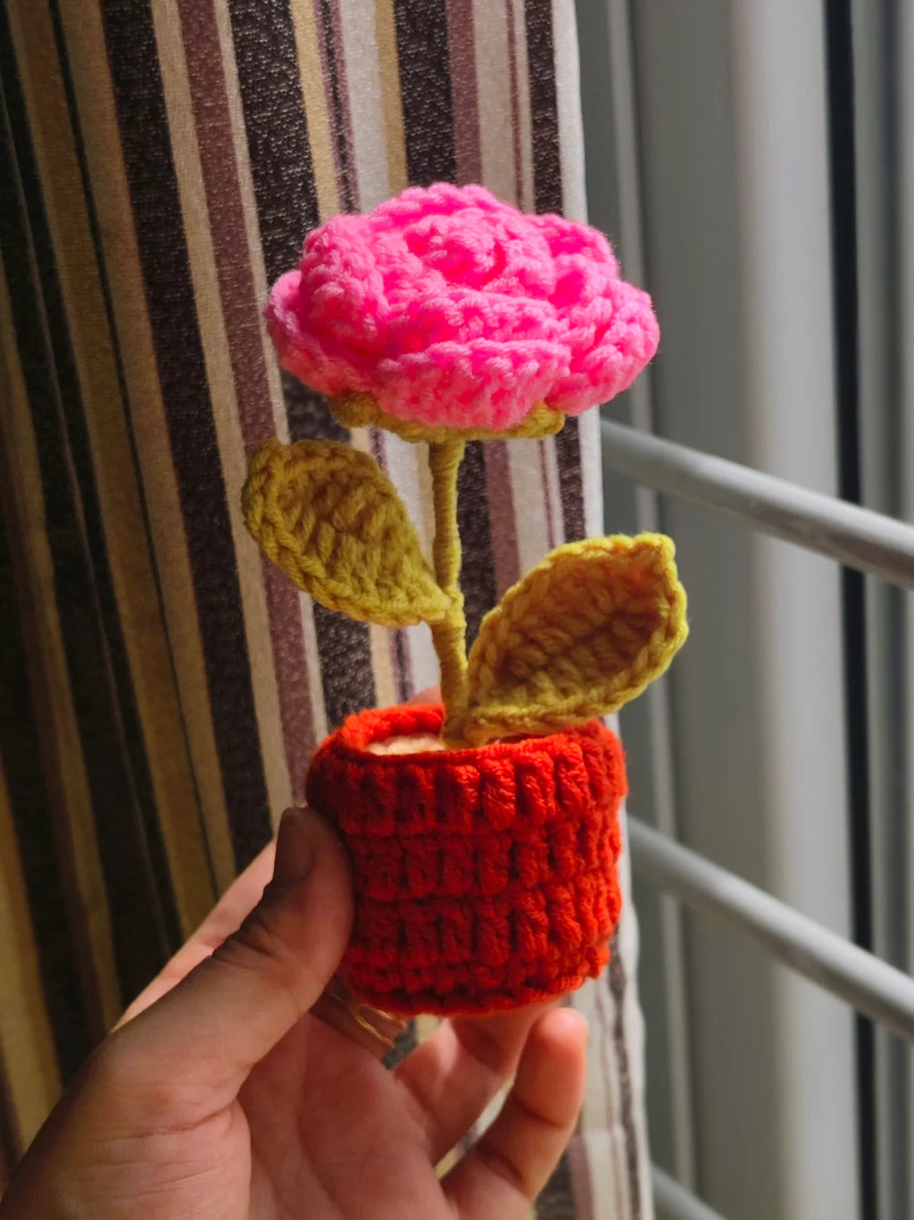 Rose & Sunflower Pot