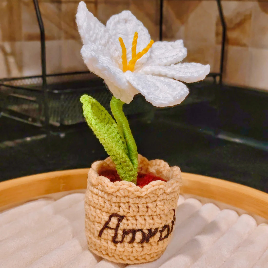 White Lily Flower Pot
